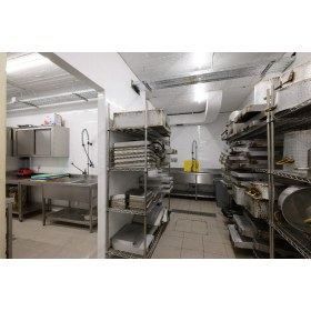 Click on the image to zoom-in